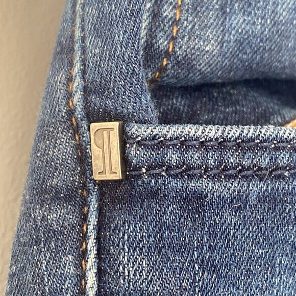 Anthropologie Pilcro and Letters Low-Rise Washed Blue Jeans Good Condition - Picture 6 of 16
